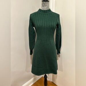 Calvin Klein Women's Sz: S Dark Green Balloon Sleeve Ribbed Sweater Dress.